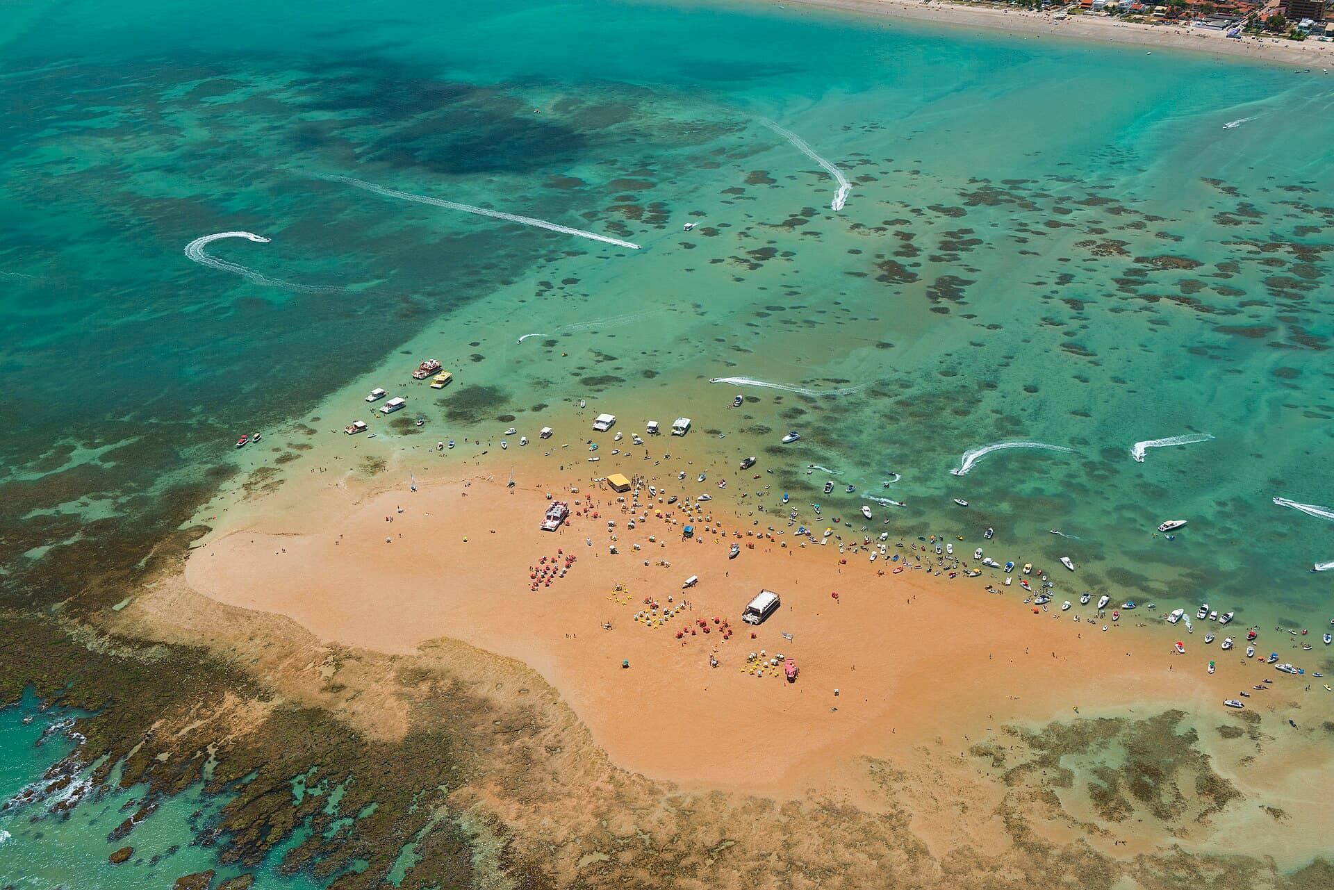 Areia Vermelha no litoral norte da Paraíba