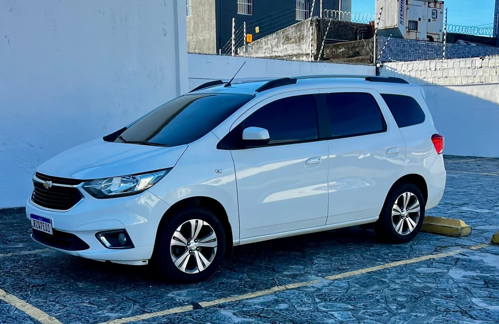 Carro para transfer privativo em roteiro turístico